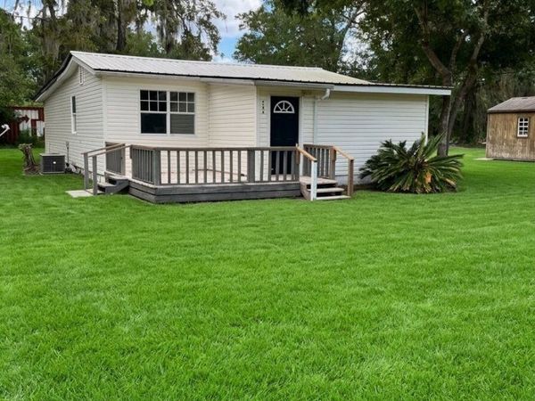 726 Chestnut Street, Homeland, GA 31537