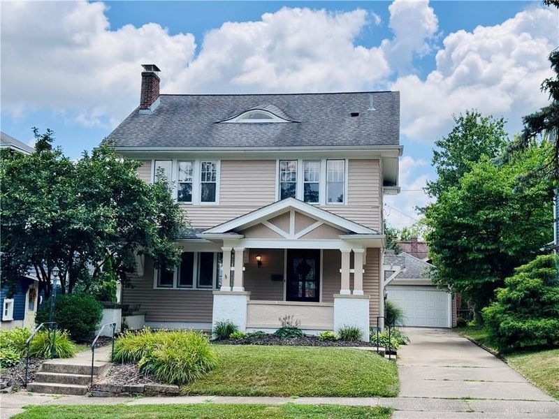 62 E Dixon Avenue, Oakwood, OH 45419 Photo 1