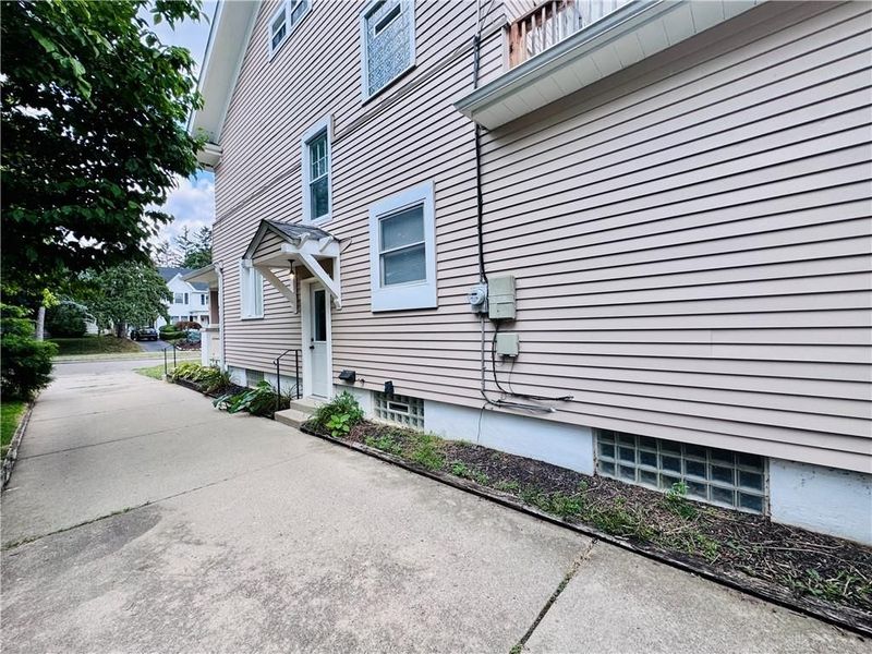 62 E Dixon Avenue, Oakwood, OH 45419 Photo 11