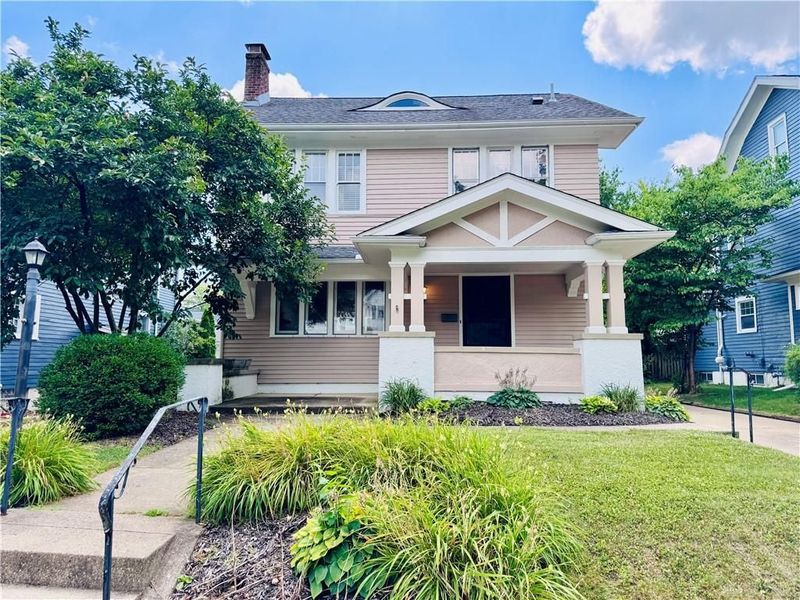 62 E Dixon Avenue, Oakwood, OH 45419 Photo 2