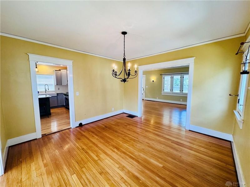 62 E Dixon Avenue, Oakwood, OH 45419 Photo 25