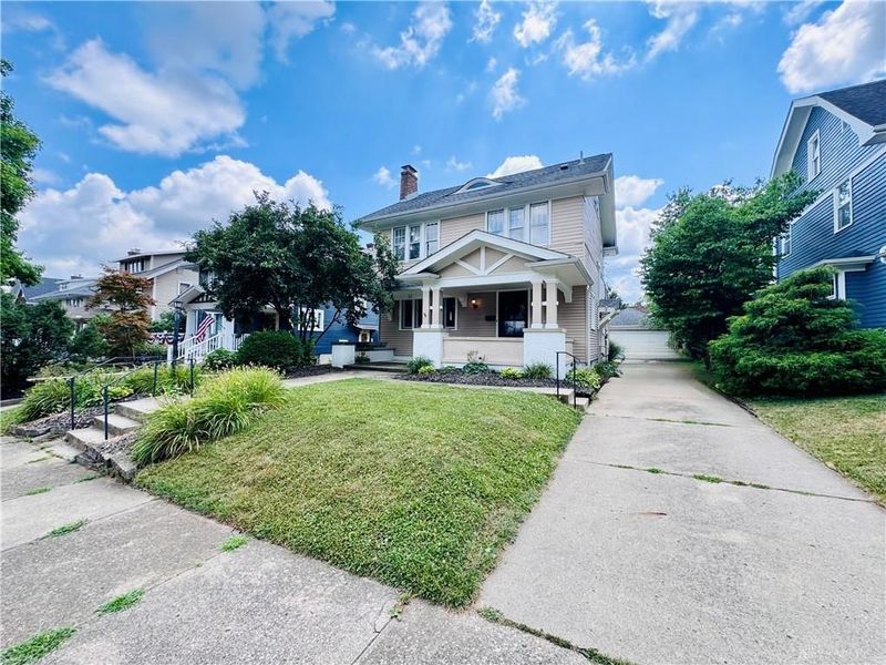 62 E Dixon Avenue, Oakwood, OH 45419 Photo 3