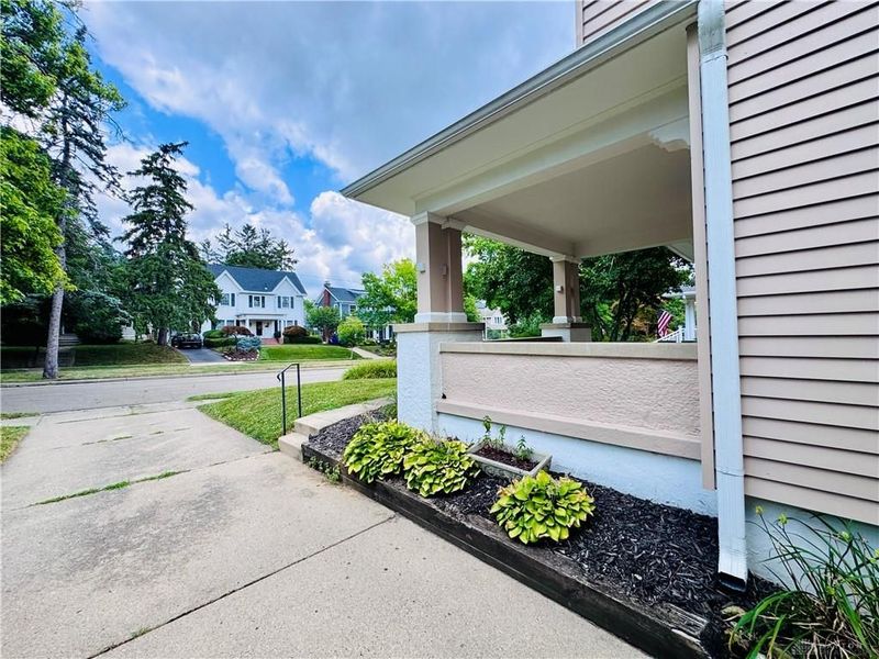 62 E Dixon Avenue, Oakwood, OH 45419 Photo 7