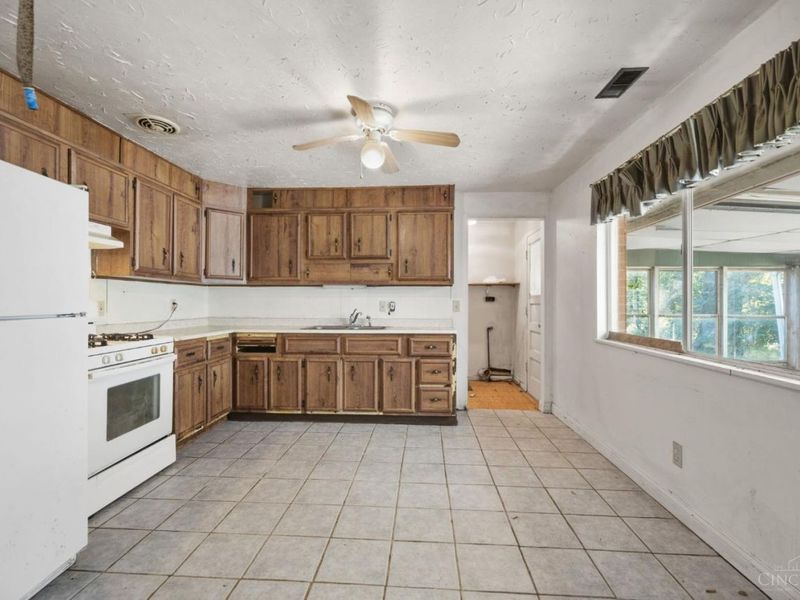 299 Brookforest Drive, Delhi Township, OH 45238 Photo 15