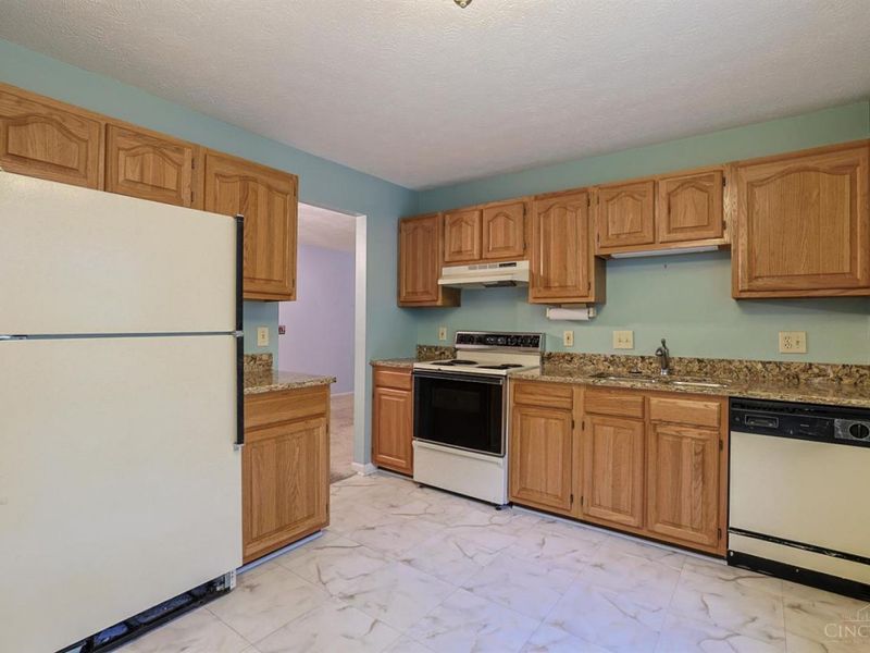 219 Morgans Way, Unit 34, Harrison, OH 45030 Photo 11