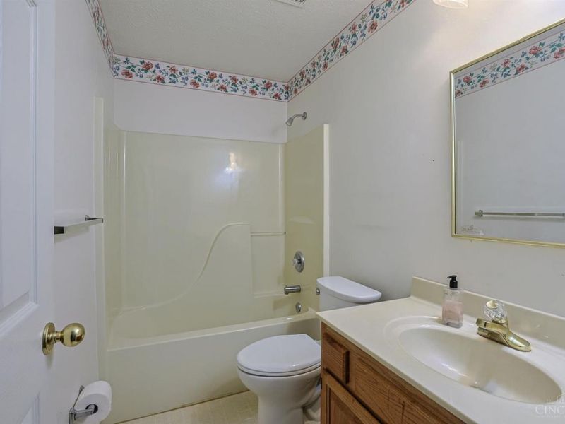 219 Morgans Way, Unit 34, Harrison, OH 45030 Photo 23