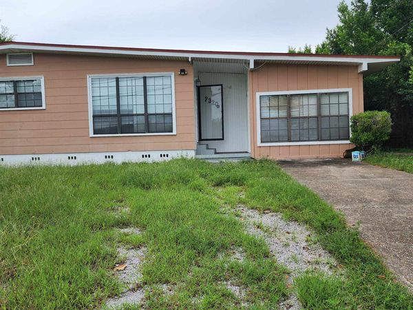 2320 Lisenby Ave. , Panama City, FL 32405