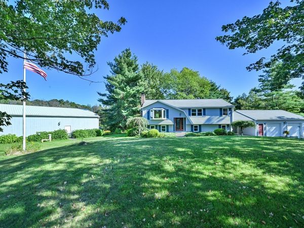 152 Federal Hill Rd, Oxford, MA 01540