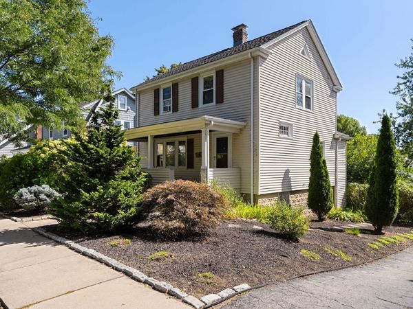 152 Mount Vernon St, Arlington, MA 02476