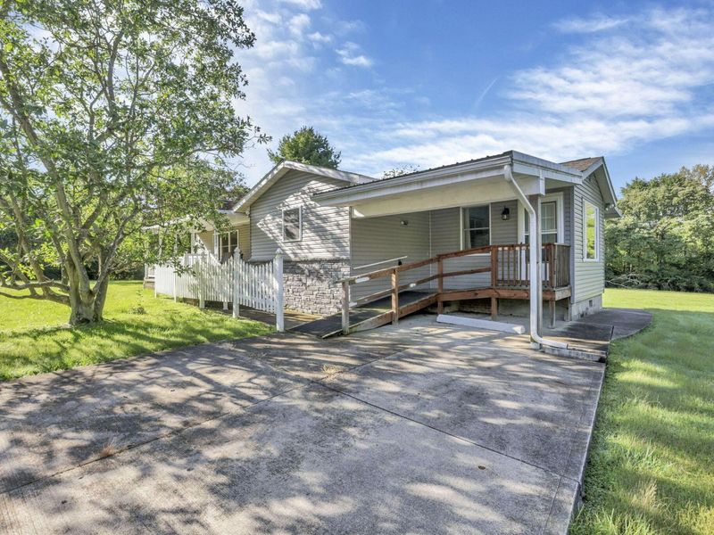 6409 Winchester Southern Road, Stoutsville, OH 43154 Photo 4
