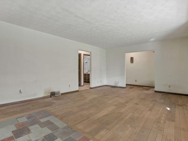 6409 Winchester Southern Road, Stoutsville, OH 43154 Photo 7