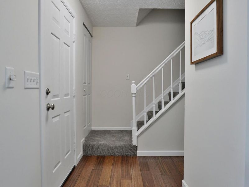 7676 Arapaho Court, Worthington, OH 43085 Photo 3