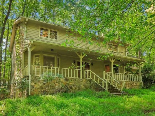 175 Canterbury Lane, Fayetteville, GA 30215