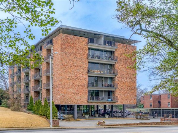2195 POPLAR AVE, Unit 504, Memphis, TN 38104