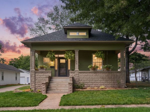 610 N Lincoln Avenue, Monett, MO 65708