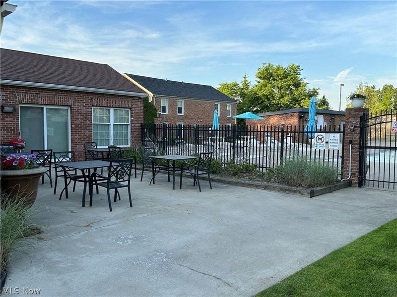 2212 Glouchester Drive, Lyndhurst, OH 44124 Photo 26