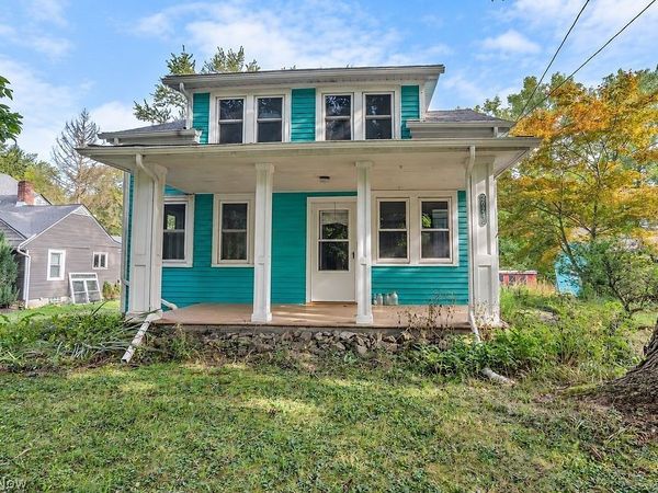 26240 Pettibone Road, Bedford, OH 44146