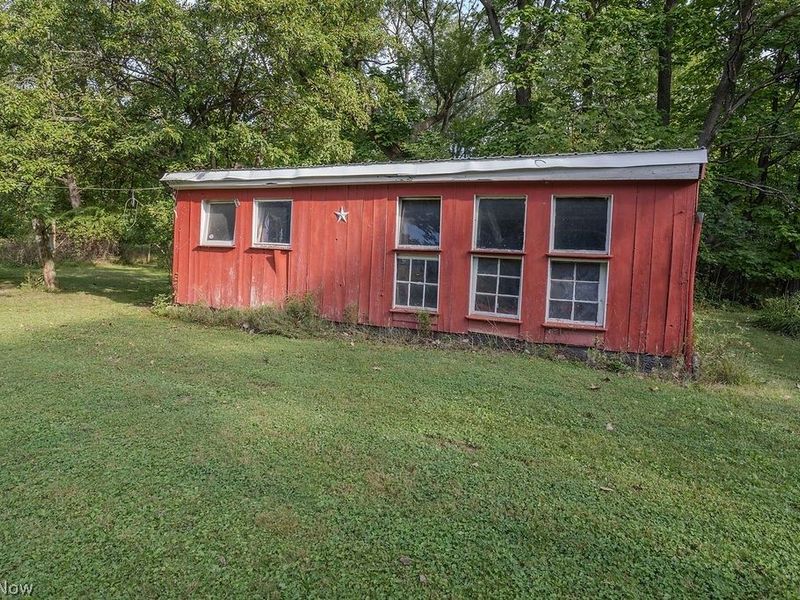 26240 Pettibone Road, Bedford, OH 44146 Photo 39