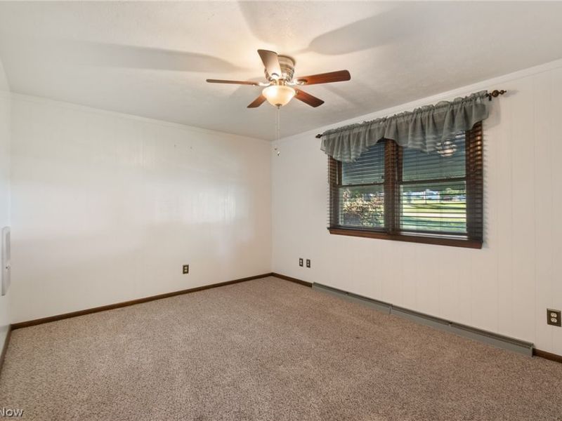 6264 Paris Avenue, Louisville, OH 44641 Photo 14