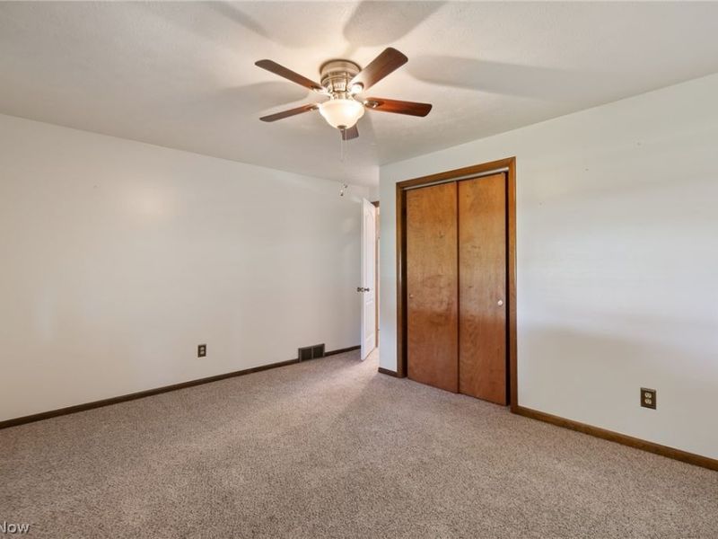 6264 Paris Avenue, Louisville, OH 44641 Photo 15