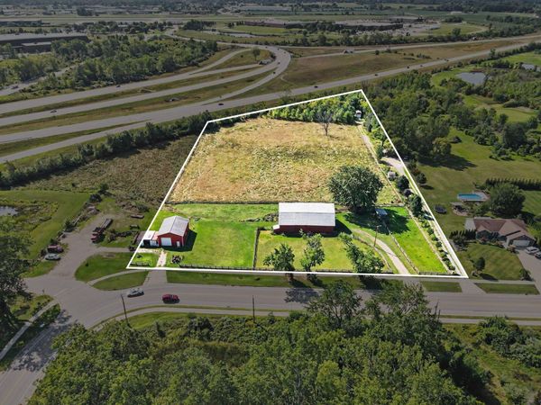 318 W 48th Street, Holland, MI 49423