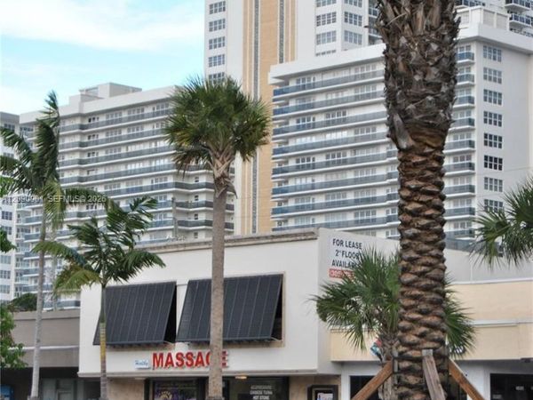 3418 N Ocean Blvd , Unit 3218 - fir, Fort Lauderdale, FL 33308