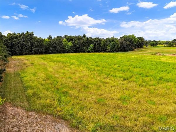 11304 Windsor Place , Wright City, MO 63390
