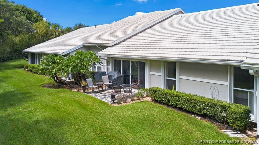 2380 SW Foxpoint Way, Palm City, FL 34990 Photo