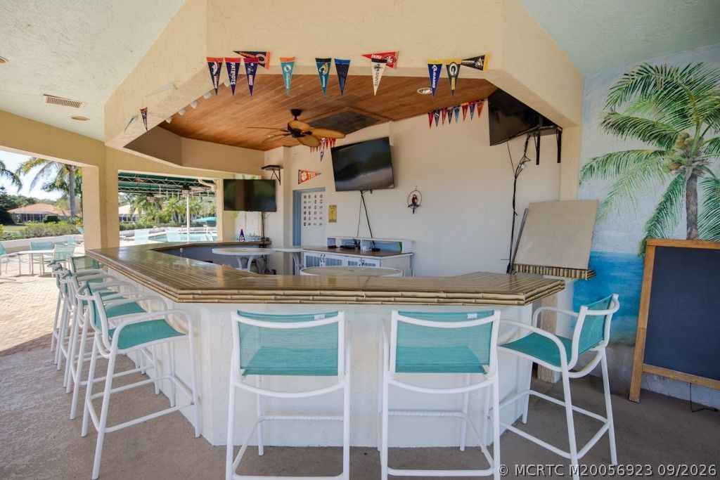 2380 SW Foxpoint Way, Palm City, FL 34990 Photo