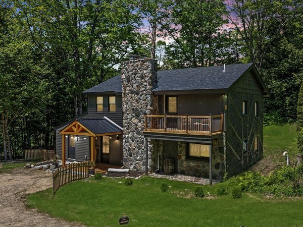 6 River Rd, Gilford, NH 03249