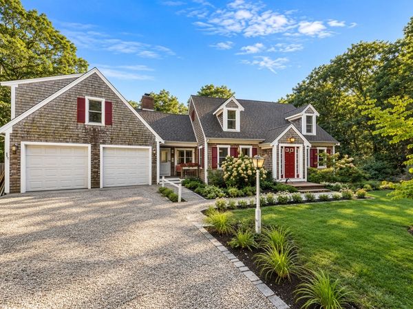 559 Old Jail Ln, Barnstable, MA 02630