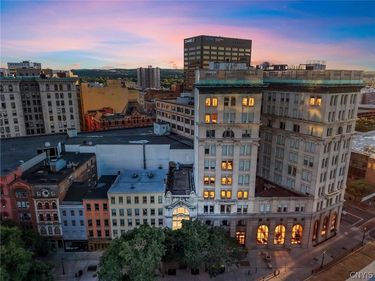 118 E Genesee Street , Syracuse, NY 13202