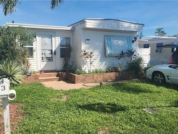3 Derwent BLVD, FORT MYERS, FL 33908