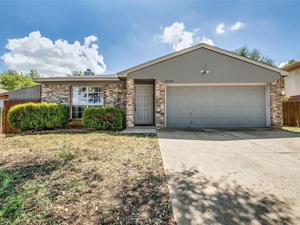 6542 Nellie Drive, Arlington, TX 76002