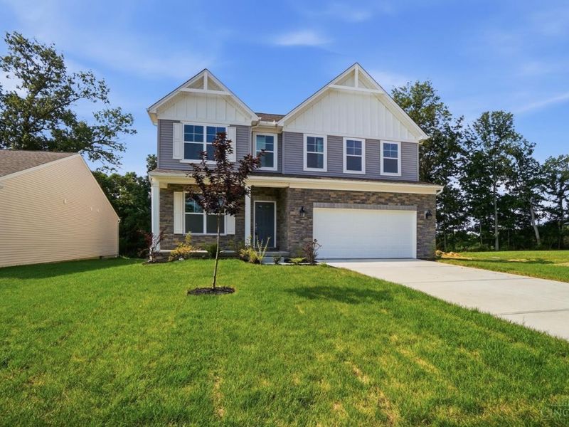 1247 Eagle Boulevard, Hamilton Township, OH 45029 Photo 2