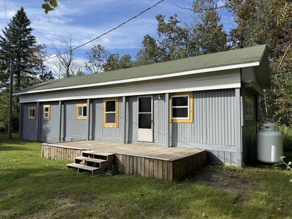 1077 Michigan 134, Cedarville, MI 49719