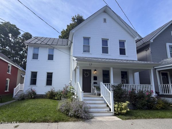 17 Granite Street, Unit 1, Saratoga Springs, NY 12866