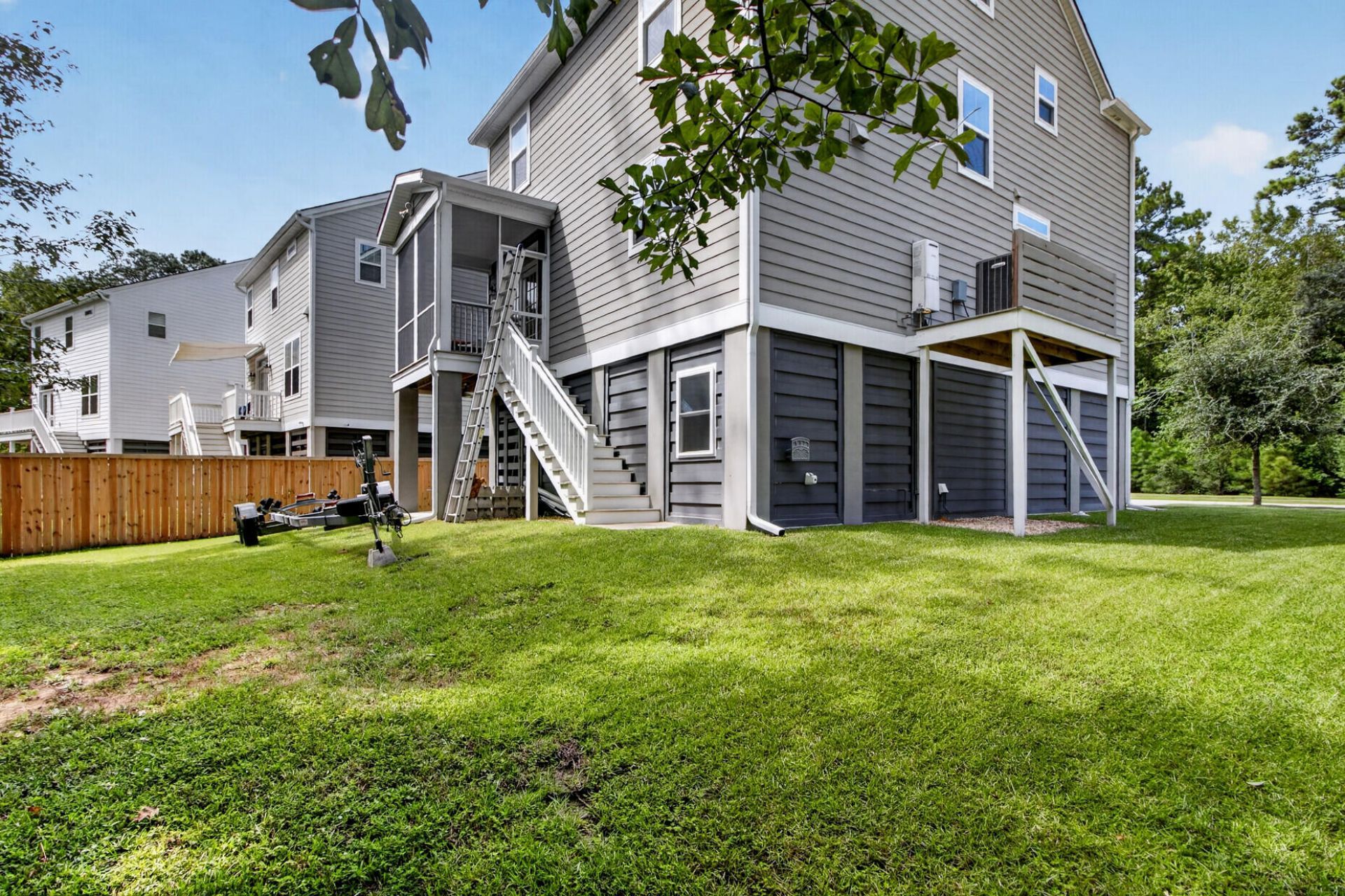 3709 Sandy Gate Lane Photo 45
