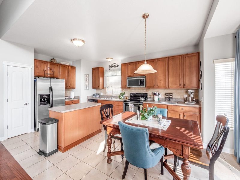 5907 Bucksburn Drive , Galloway, OH 43119 Photo 13