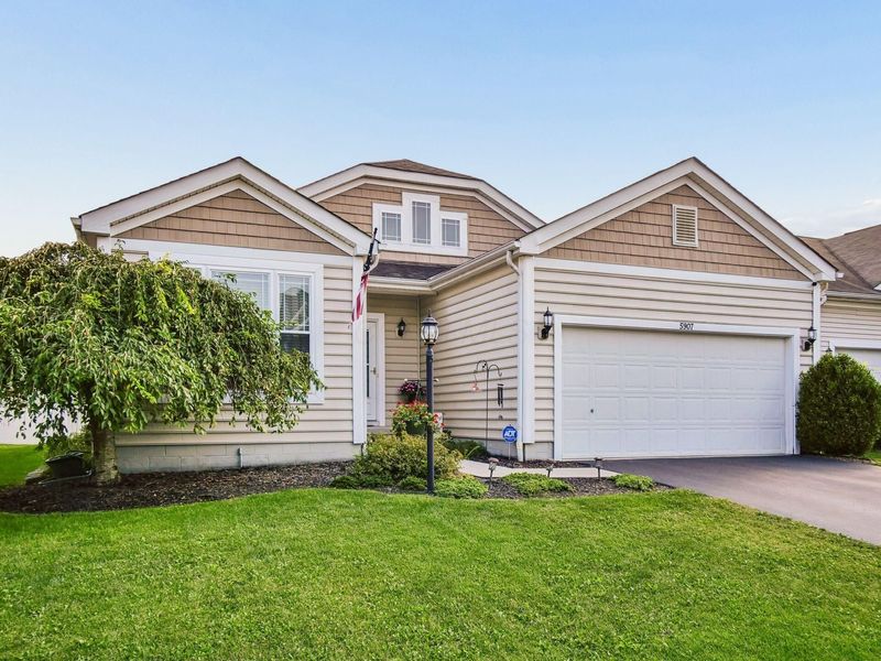 5907 Bucksburn Drive , Galloway, OH 43119 Photo 2