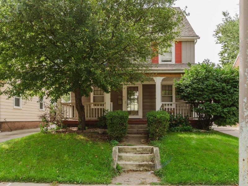 2219 Portsmouth Ave, Toledo, OH 43616 Photo 2