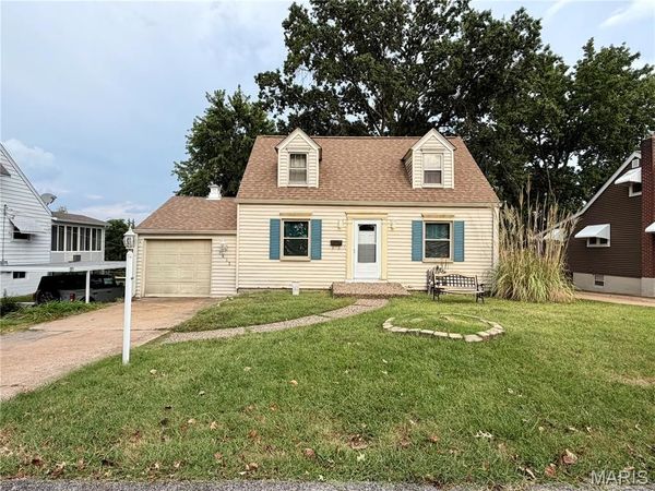 9462 Brenda Avenue , Affton, MO 63123