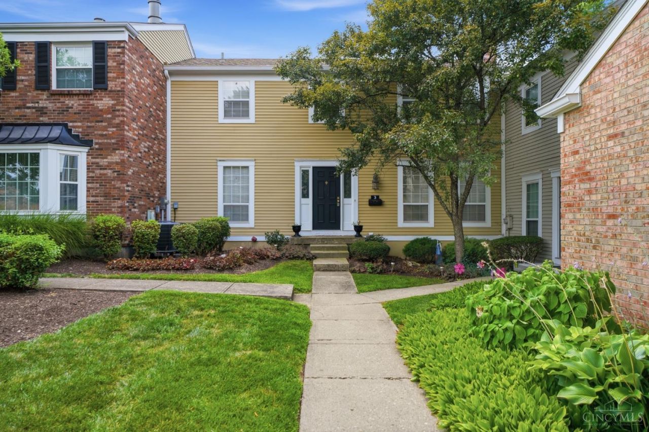 3 S Applewood Court, Fairfield, OH 45014 Main Photo