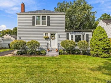 462 75th Street , Niagara Falls, NY 14304