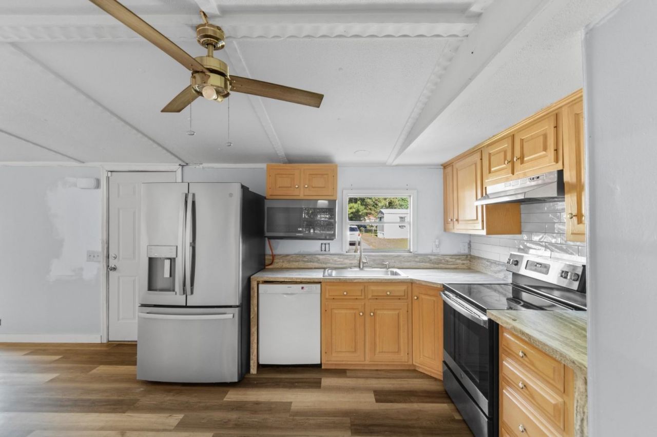 5502 Old Woods Rd.  Photo 11