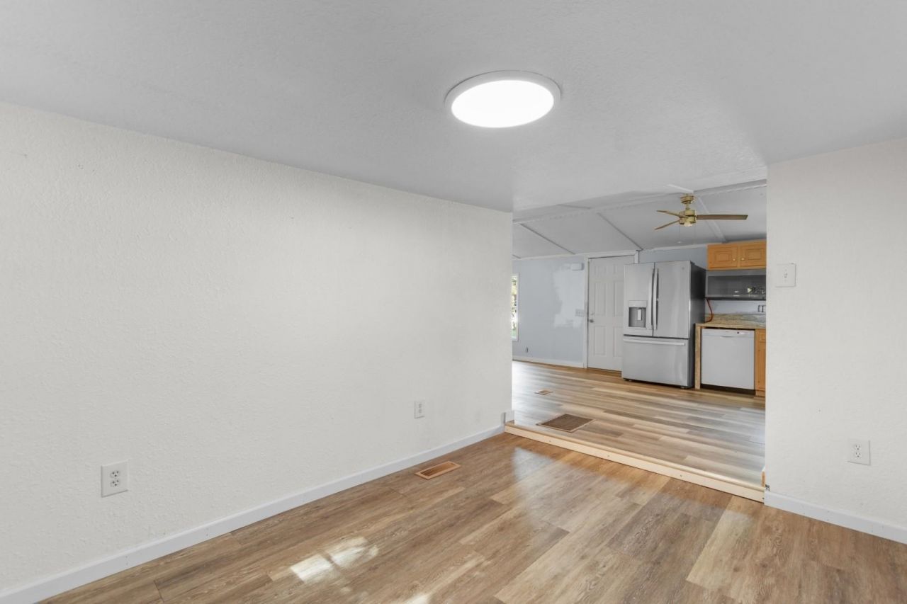 5502 Old Woods Rd.  Photo 13