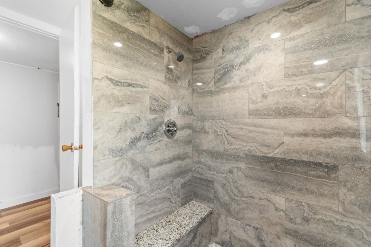 5502 Old Woods Rd.  Photo 21