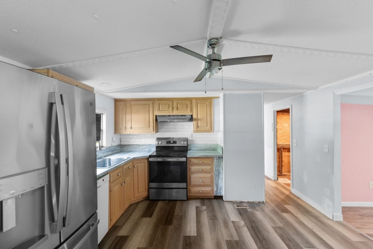 5502 Old Woods Rd.  Photo 9