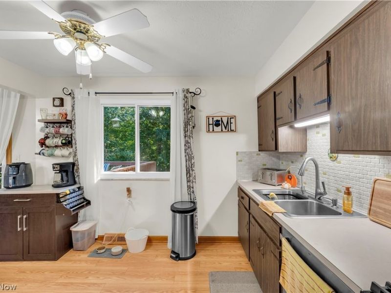 6435 Goebel Drive, Parma, OH 44134 Photo 18