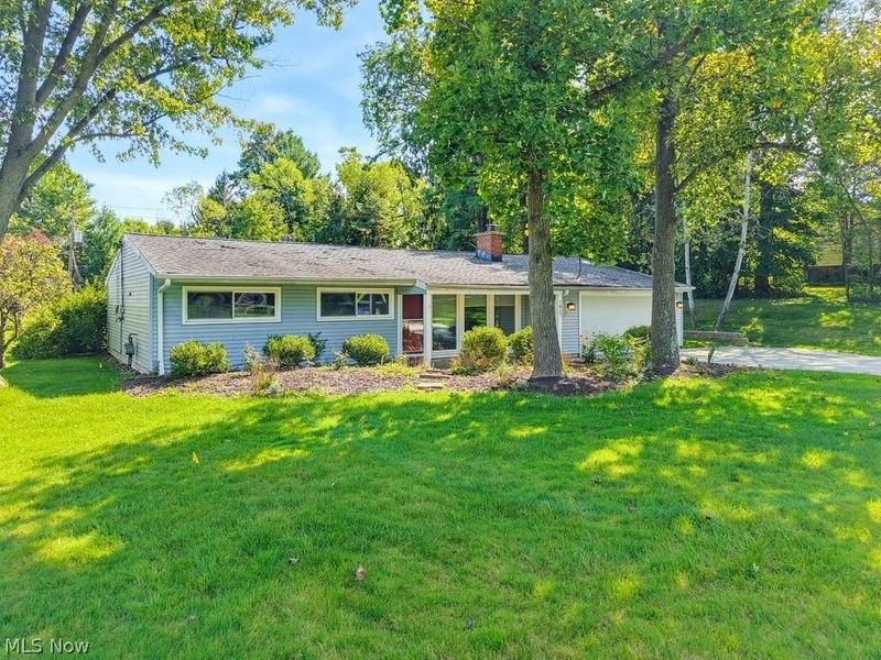 7817 Cambridge Drive, Brecksville, OH 44141 Photo 2